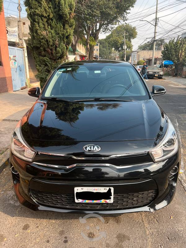 Kia Río |  hatchback en Tlalpan, Ciudad de México por