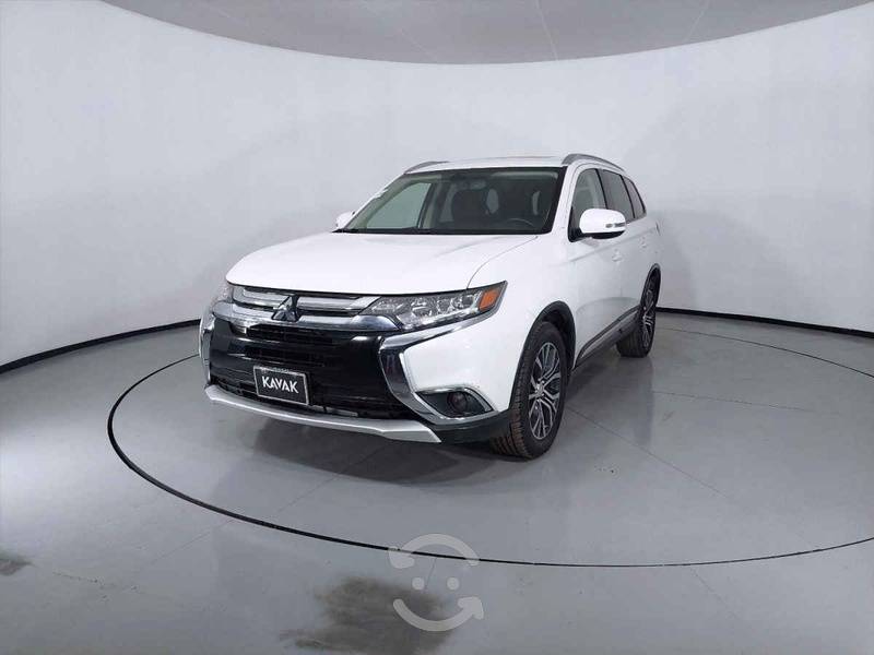  - Mitsubishi Outlander  Con Garantía en