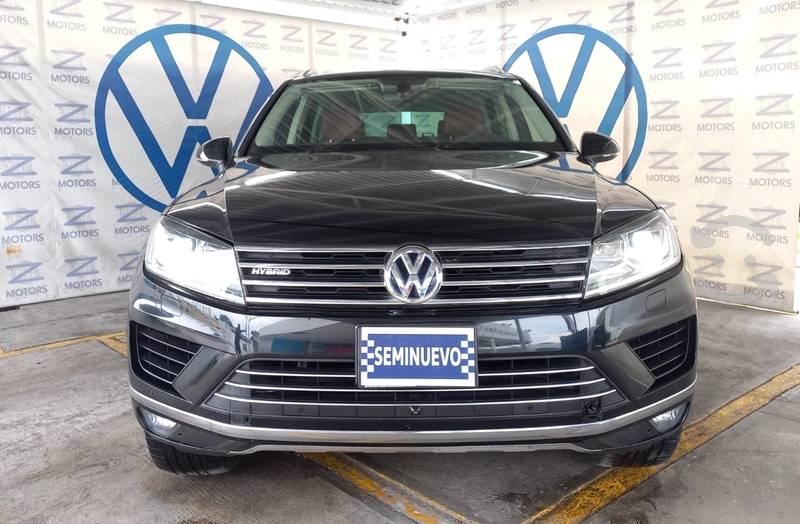 Volkswagen Touareg  en La Paz, Estado de México por