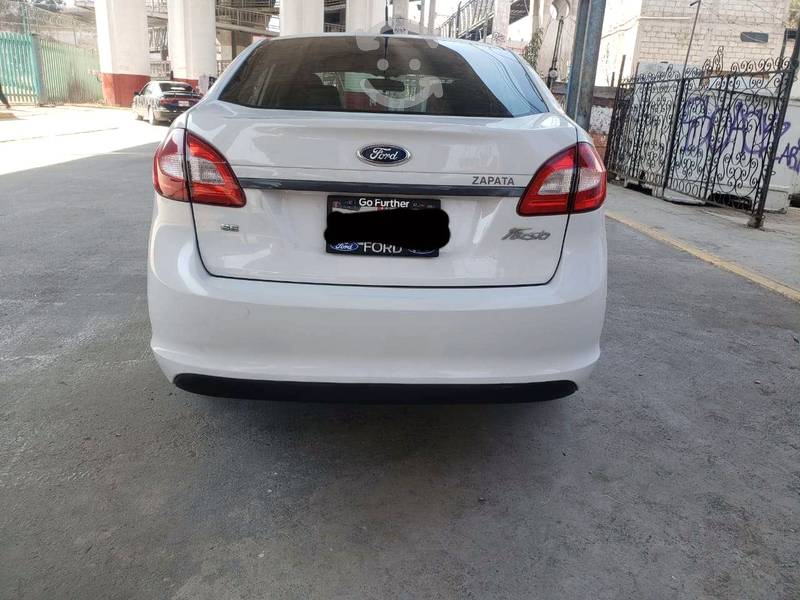 Ford Fiesta SE , Estándar en Tultitlán, Estado de