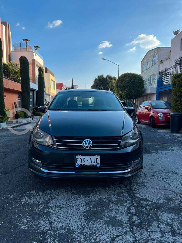 VW VENTO HIGHLINE en Coyoacán, Ciudad de México por
