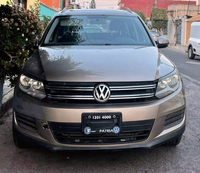 VW Tiguan equipado en Nezahualcóyotl, Estado de México por