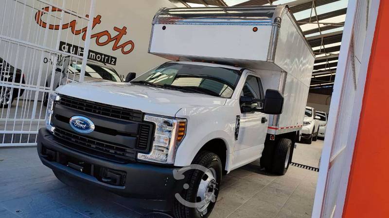  Ford F-350 Super Duty XL en Atotonilco el Alto, Jalisco