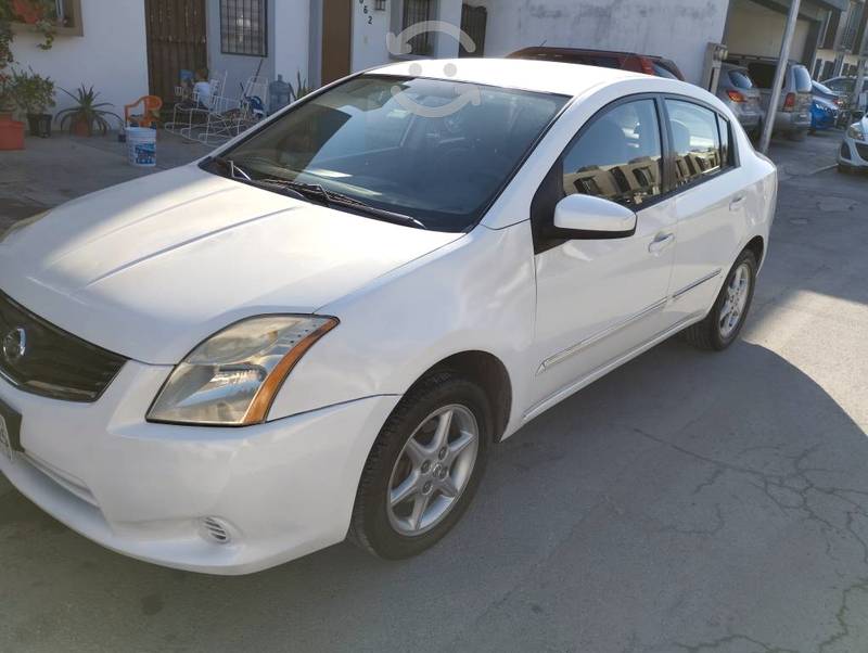 Nissan Sentra  en Guadalupe, Nuevo León por $ |