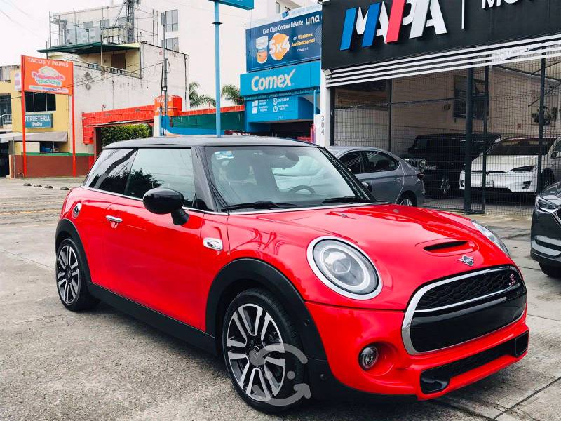  MINI COOPER S HOT CHILLI en Zapopan, Jalisco por